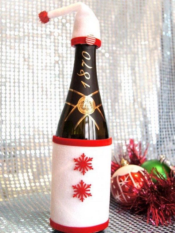 Украсить бутылку шампанского на Новый год